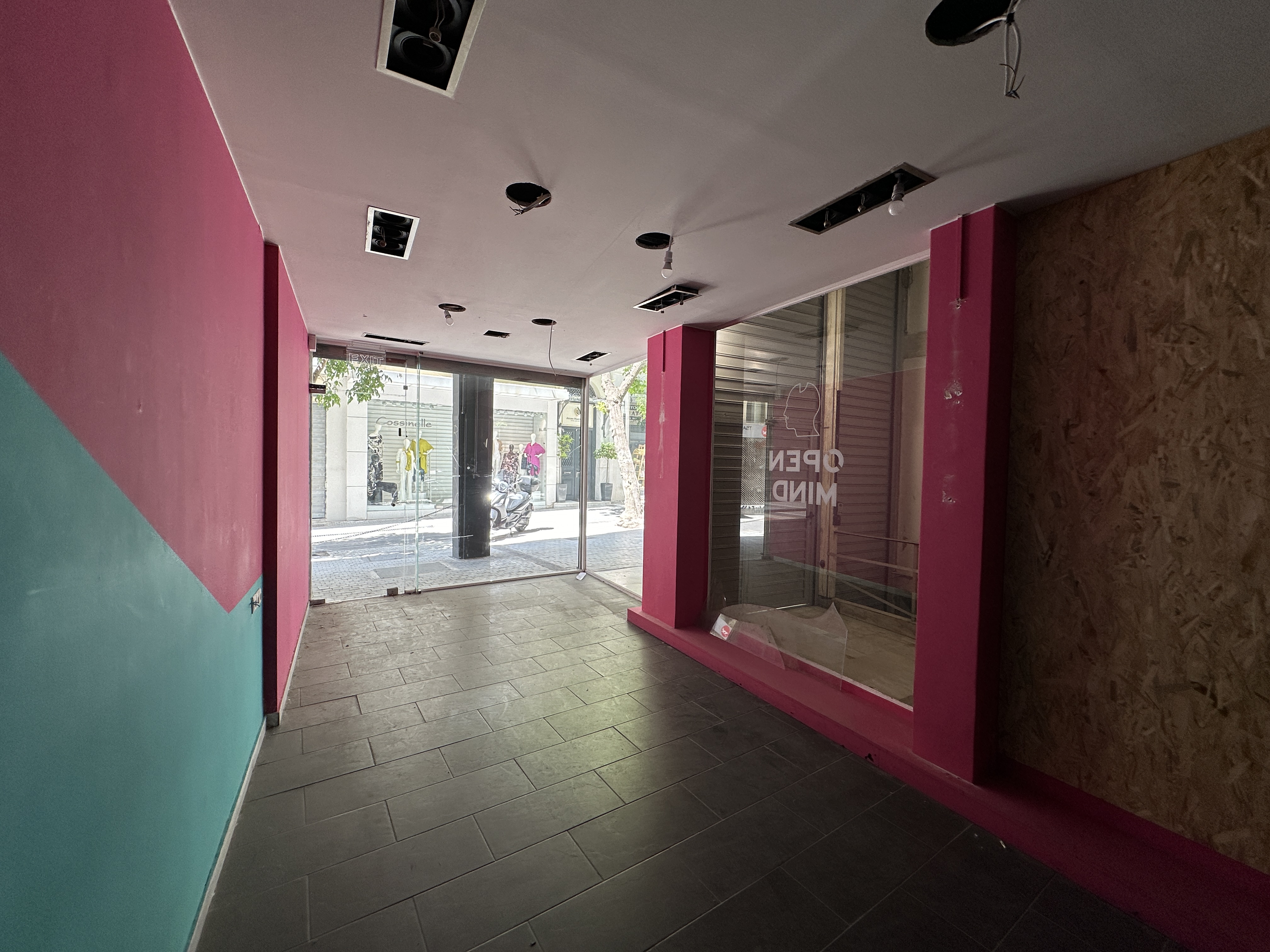 SYNTAGMA | COMMERCIAL PROPERTY